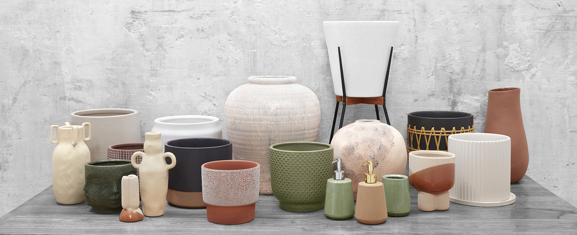 Вазы и кашпо